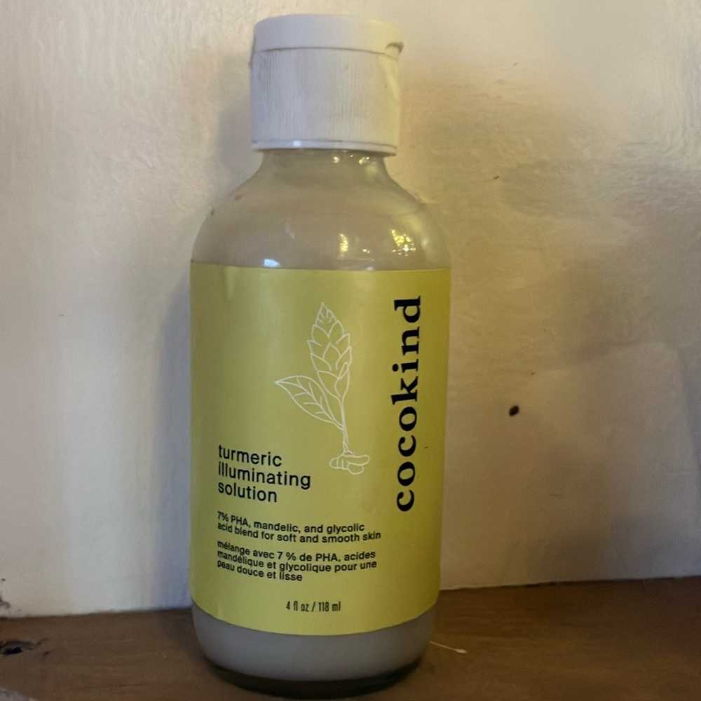 cocokind turmeric illuminating solution. like new. full size.